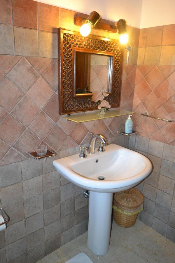 Villa Paradiso Riserva Naturale Monte Cofano กัสเตลลุซโซ ภายนอก รูปภาพ